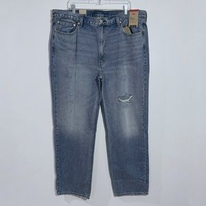 NWT Levi's Men's 550 Relaxed Fit Jeans Distressed‎ Size 42 x 34
